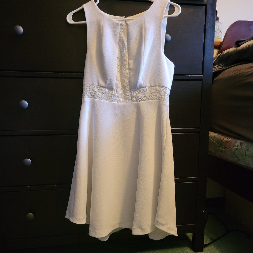White BCBGeneration dress size 6